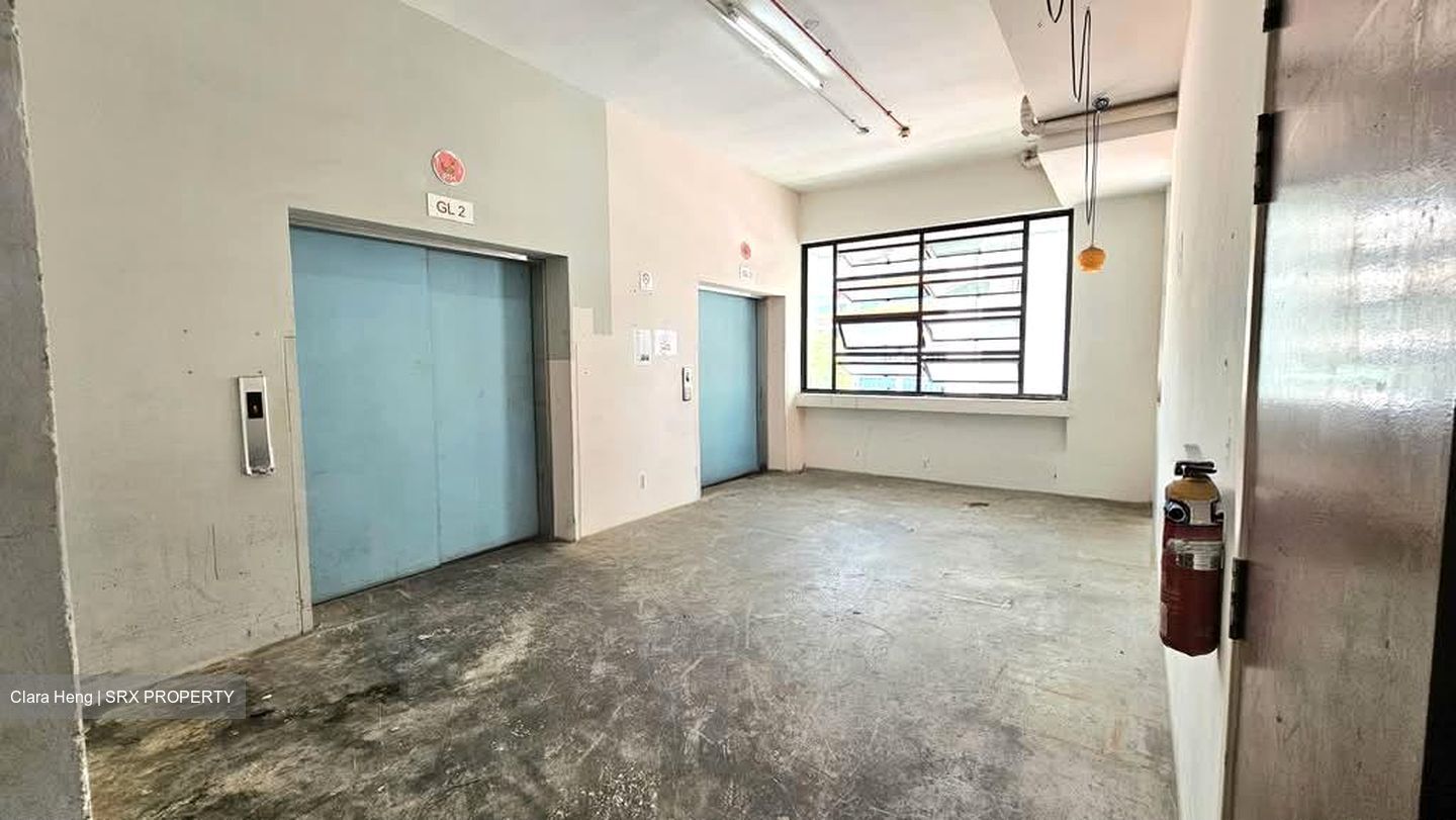 Tai Seng MRT (D19), Factory #584081771